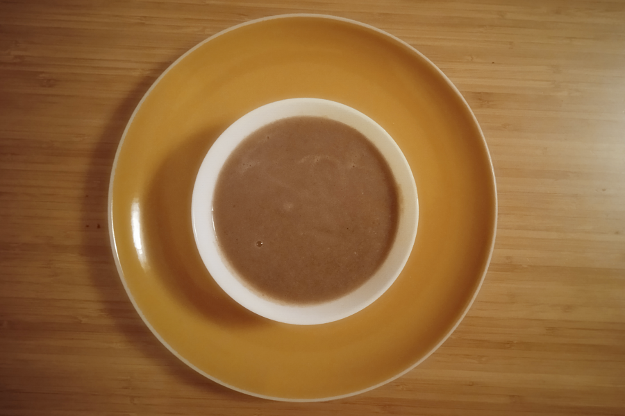 Recette de cuisine : Soupe de céleri aux pruneaux